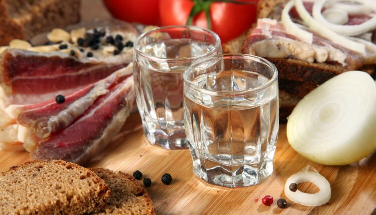 Рюмка водки каждый день – что будет с организмом